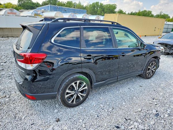 2022 SUBARU FORESTER Limited
