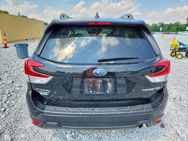 2022 SUBARU FORESTER Limited