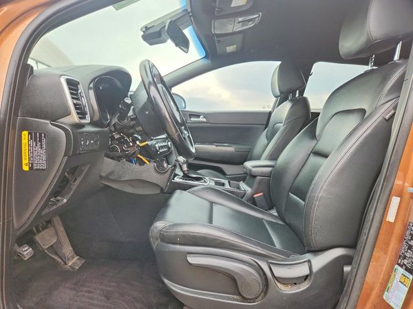 2021 KIA SPORTAGE S — DENT
