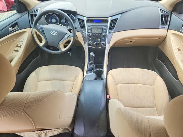 2013 HYUNDAI SONATA GLS/ GLS Popular