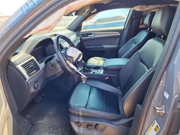 2022 VOLKSWAGEN ATLAS SE w/ Tech — DENT