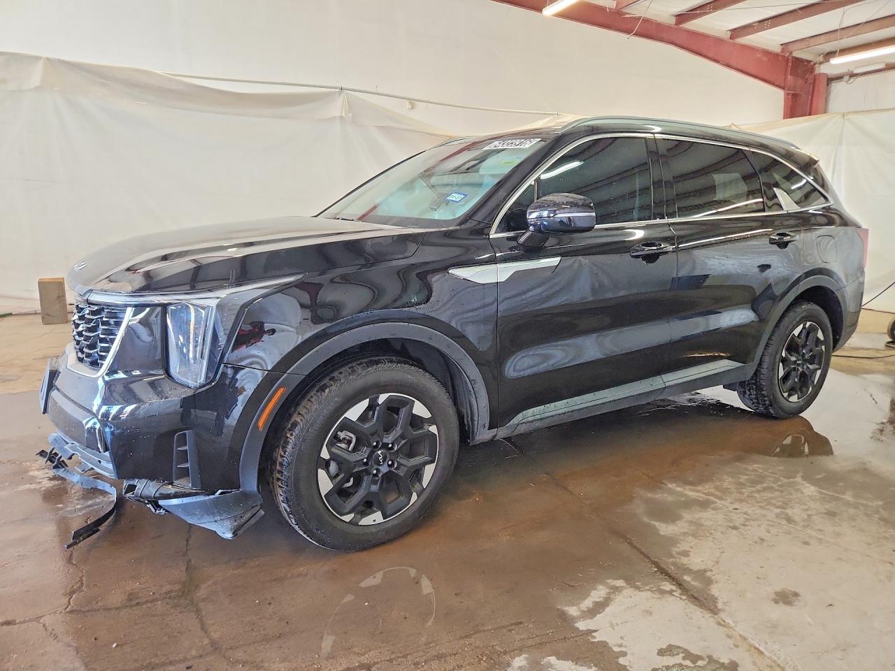 2025 KIA SORENTO S — Front 3/4