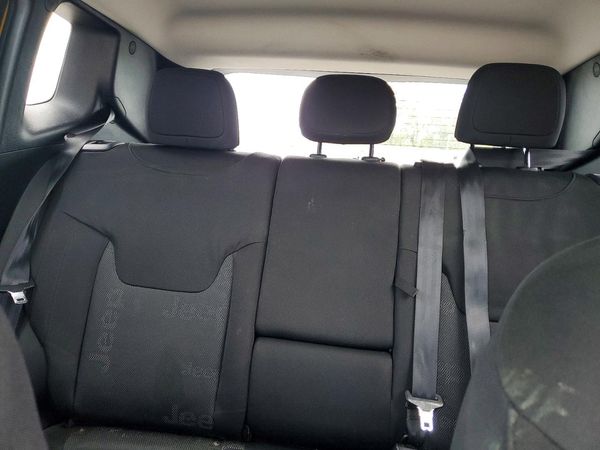 2015 JEEP RENEGADE LATITUDE 4X2