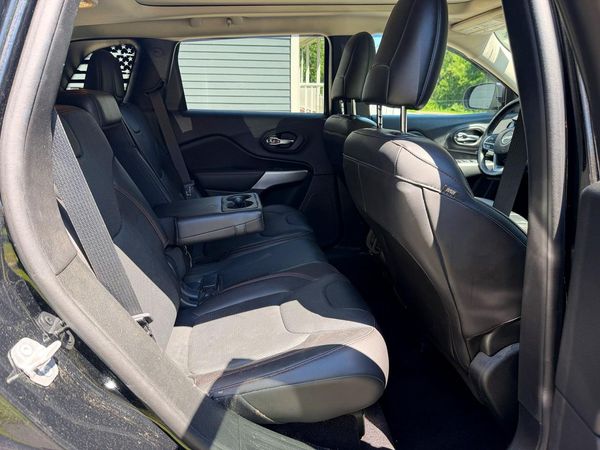 2018 JEEP CHEROKEE TRAILHAWK 4X4