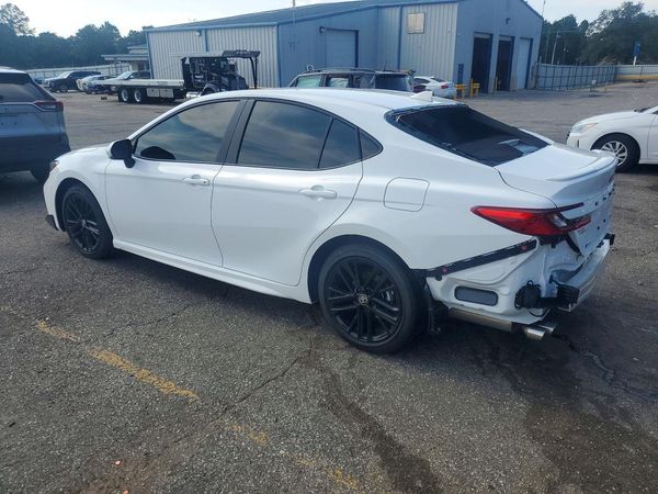 2026 TOYOTA CAMRY