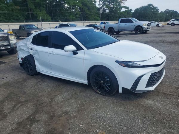 2026 TOYOTA CAMRY