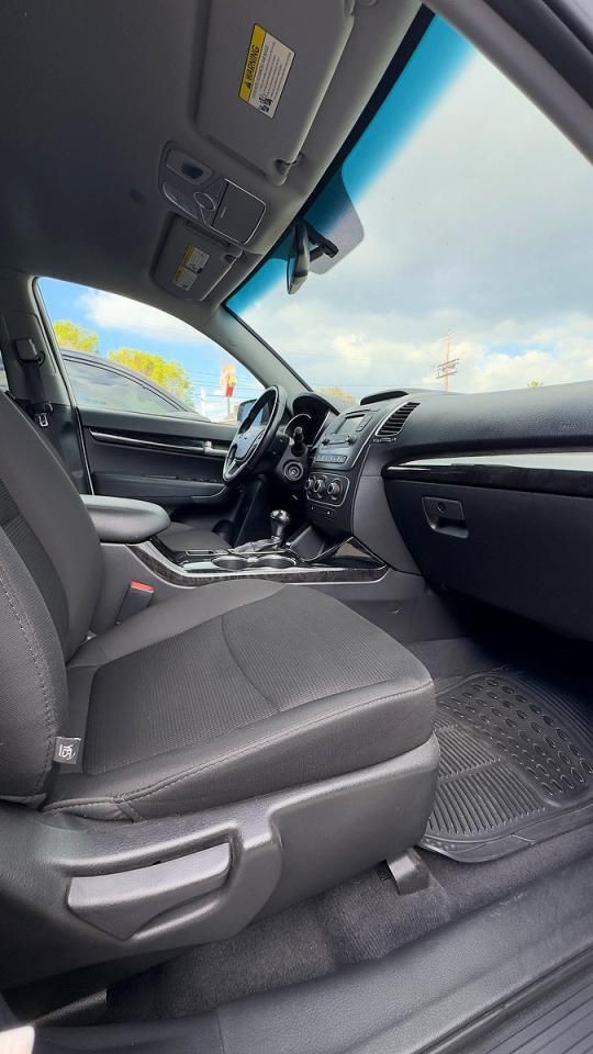 2015 KIA SORENTO