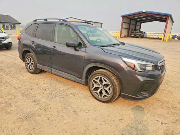 2021 SUBARU FORESTER Premium