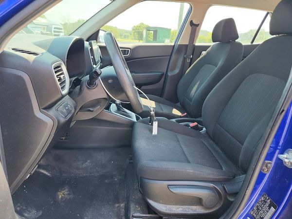 2021 HYUNDAI VENUE SE