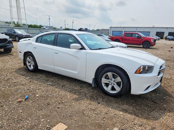 2013 DODGE CHARGER SE