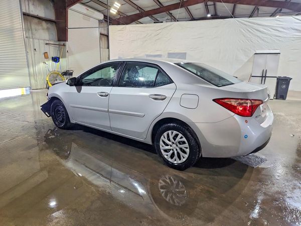 2017 TOYOTA COROLLA