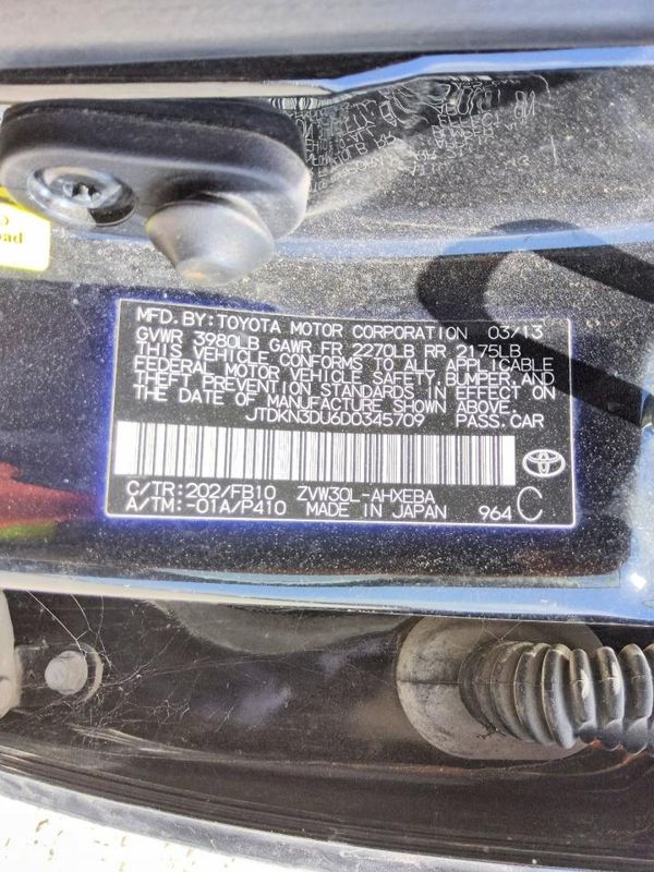 2013 TOYOTA PRIUS