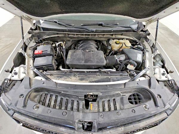 2021 CADILLAC ESCALADE Sport — Engine bay