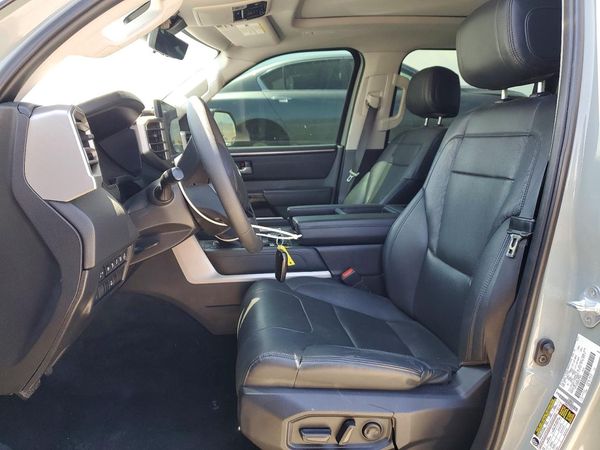 2024 TOYOTA TUNDRA