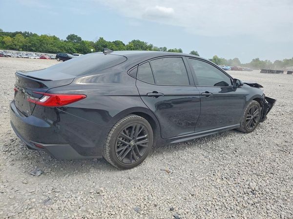 2025 TOYOTA CAMRY