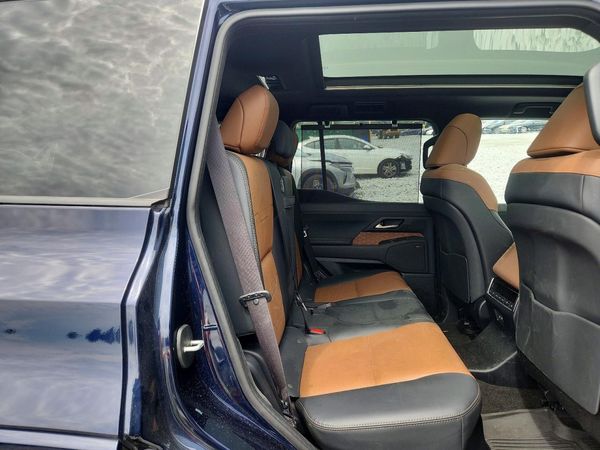 2024 LEXUS GX 550