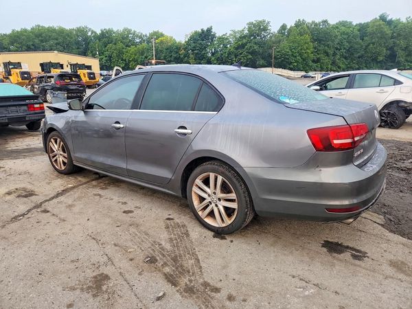2017 VOLKSWAGEN JETTA SEL, SEL Premium