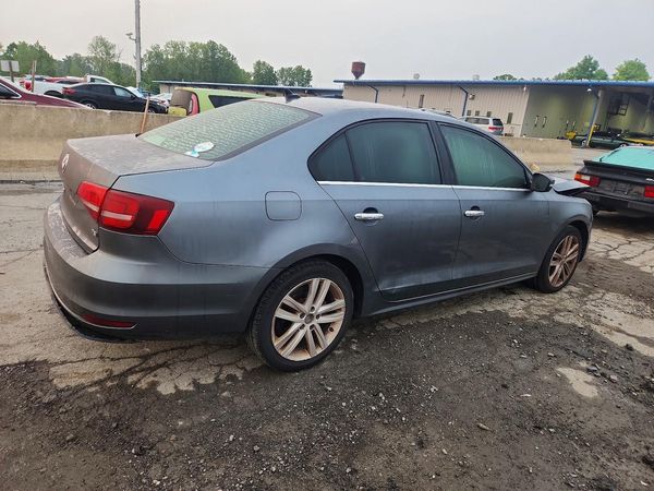 2017 VOLKSWAGEN JETTA SEL, SEL Premium