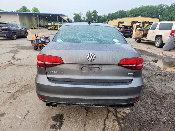 2017 VOLKSWAGEN JETTA SEL, SEL Premium