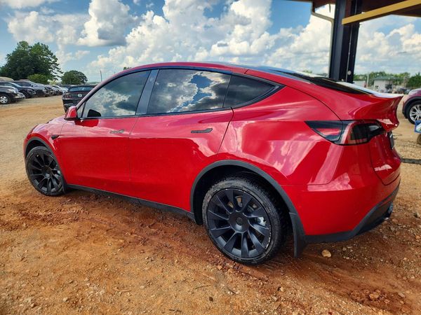 2022 TESLA MODEL Y