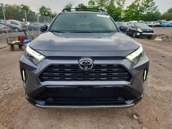 2025 TOYOTA RAV4 XSE