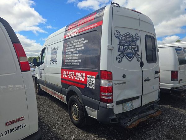 2013 MERCEDES-BENZ SPRINTER Standard / High