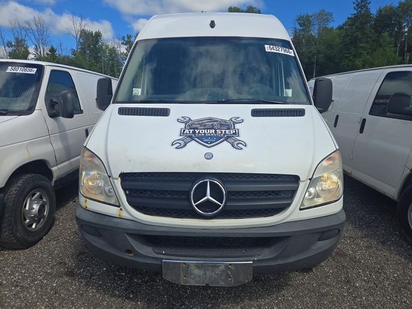 2013 MERCEDES-BENZ SPRINTER Standard / High