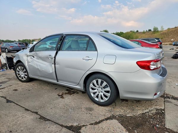 2013 TOYOTA COROLLA