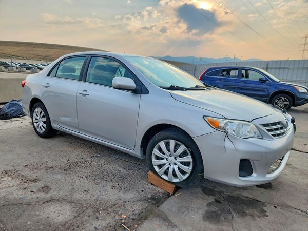 2013 TOYOTA COROLLA