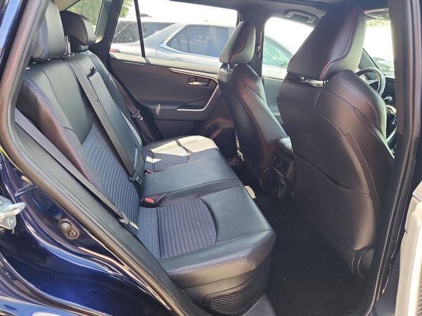 2019 TOYOTA RAV4 XSE HV 4WD