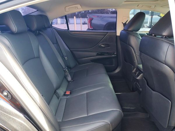 2024 LEXUS ES 300H