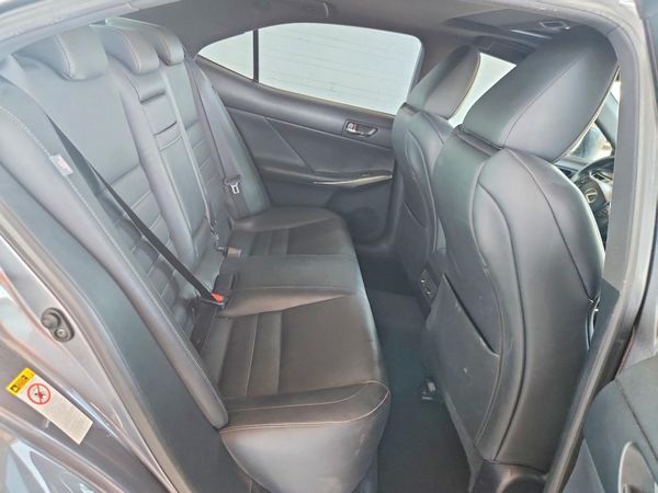 2015 LEXUS IS 250