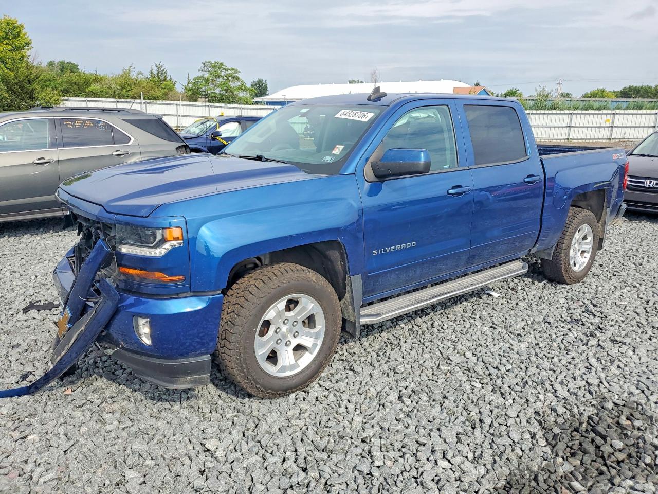 2017 CHEVROLET SILVERADO LT