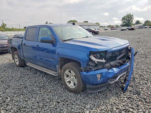 2017 CHEVROLET SILVERADO LT