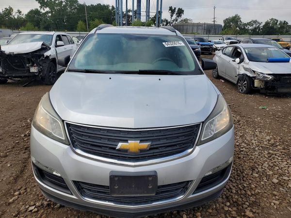 2017 CHEVROLET TRAVERSE LS