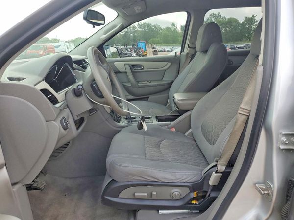 2017 CHEVROLET TRAVERSE LS