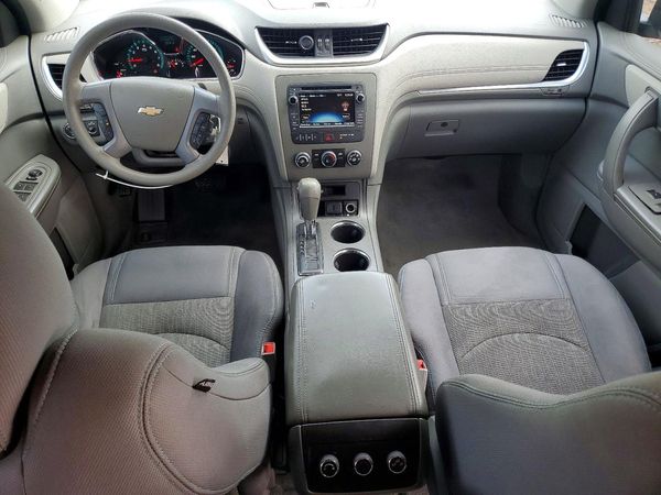 2017 CHEVROLET TRAVERSE LS