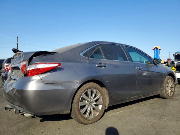 2015 TOYOTA CAMRY