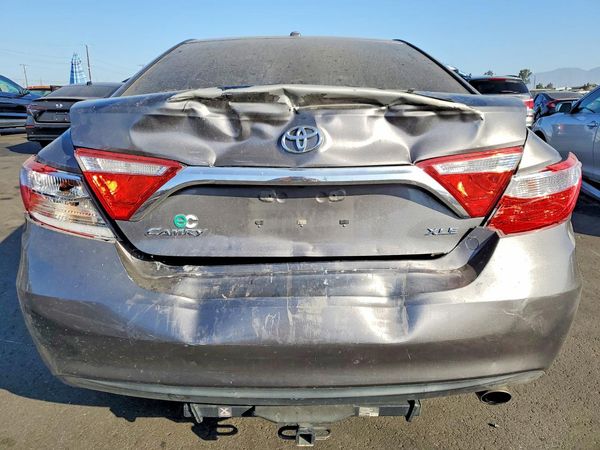 2015 TOYOTA CAMRY