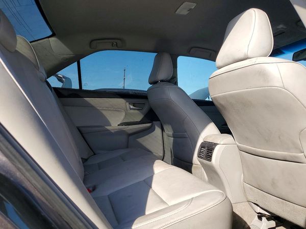 2015 TOYOTA CAMRY