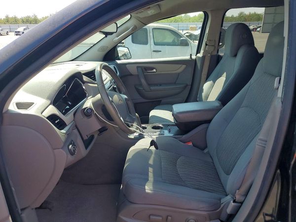 2015 CHEVROLET TRAVERSE 1LT — DENT