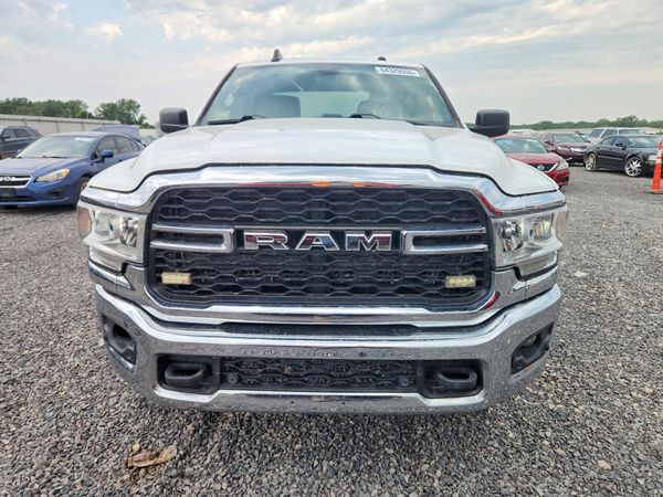 2022 RAM 2500 TRADESMAN CREW CAB 4X4