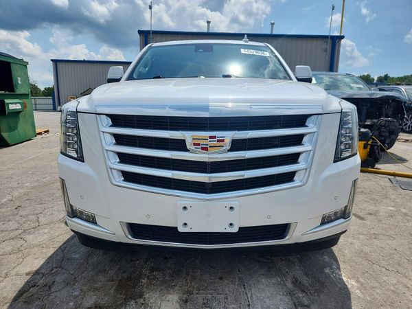 2016 CADILLAC ESCALADE Luxury