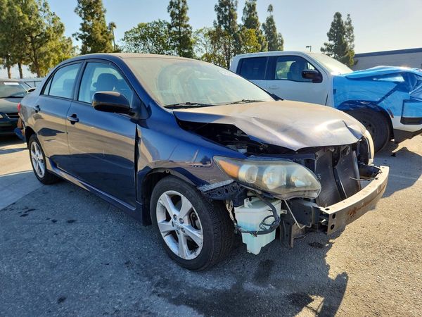 2012 TOYOTA COROLLA