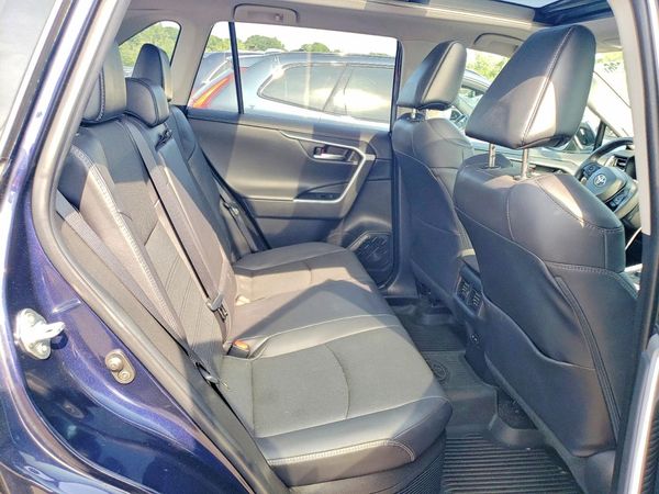 2022 TOYOTA RAV4 Limited
