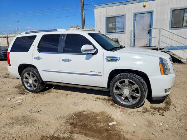 2012 CADILLAC ESCALADE Hybrid