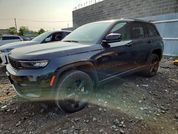 2024 JEEP GRAND CHEROKEE