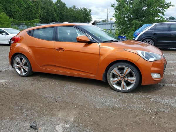 2012 HYUNDAI VELOSTER GLS(Middle grade) — Passenger 3/4