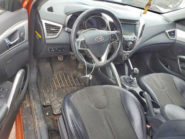 2012 HYUNDAI VELOSTER GLS(Middle grade) — CKPT