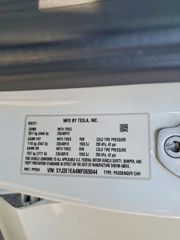2021 TESLA MODEL 3